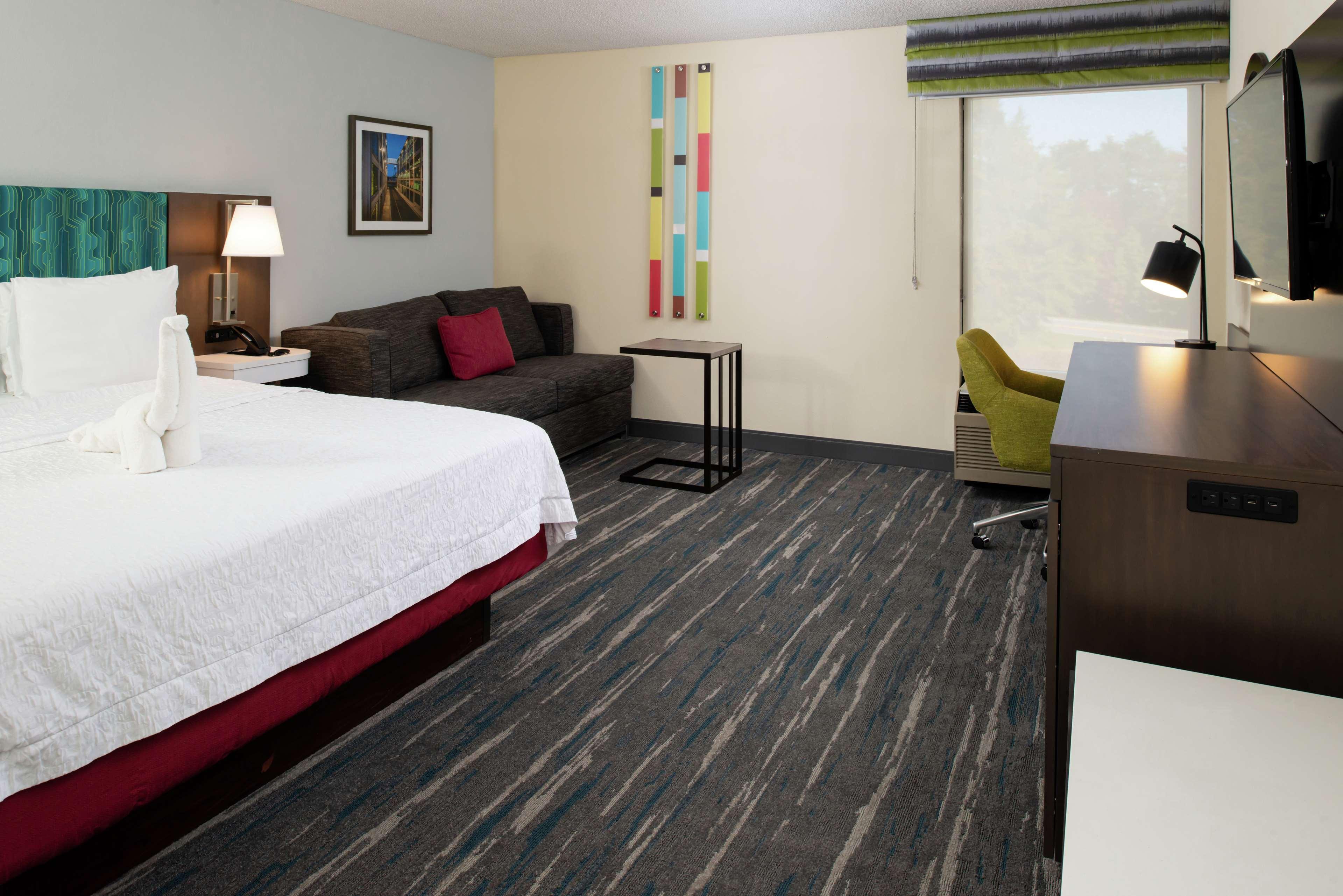 Hampton Inn Greensboro Airport Екстер'єр фото