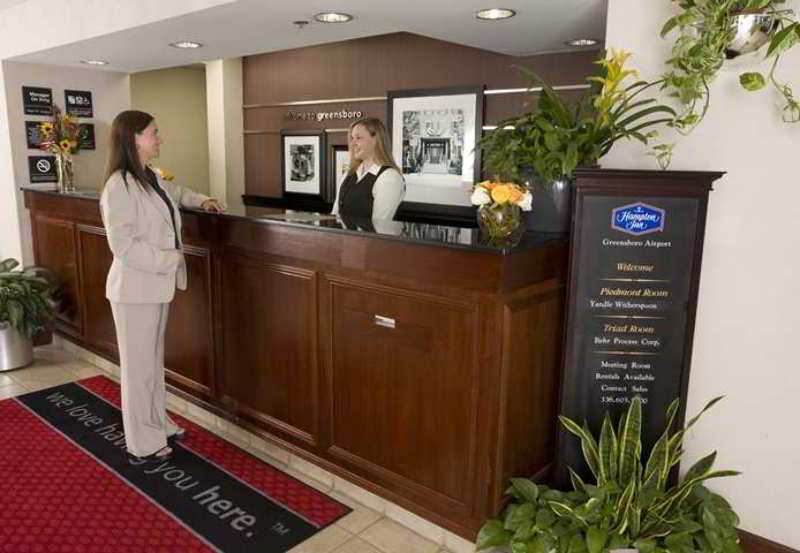 Hampton Inn Greensboro Airport Інтер'єр фото